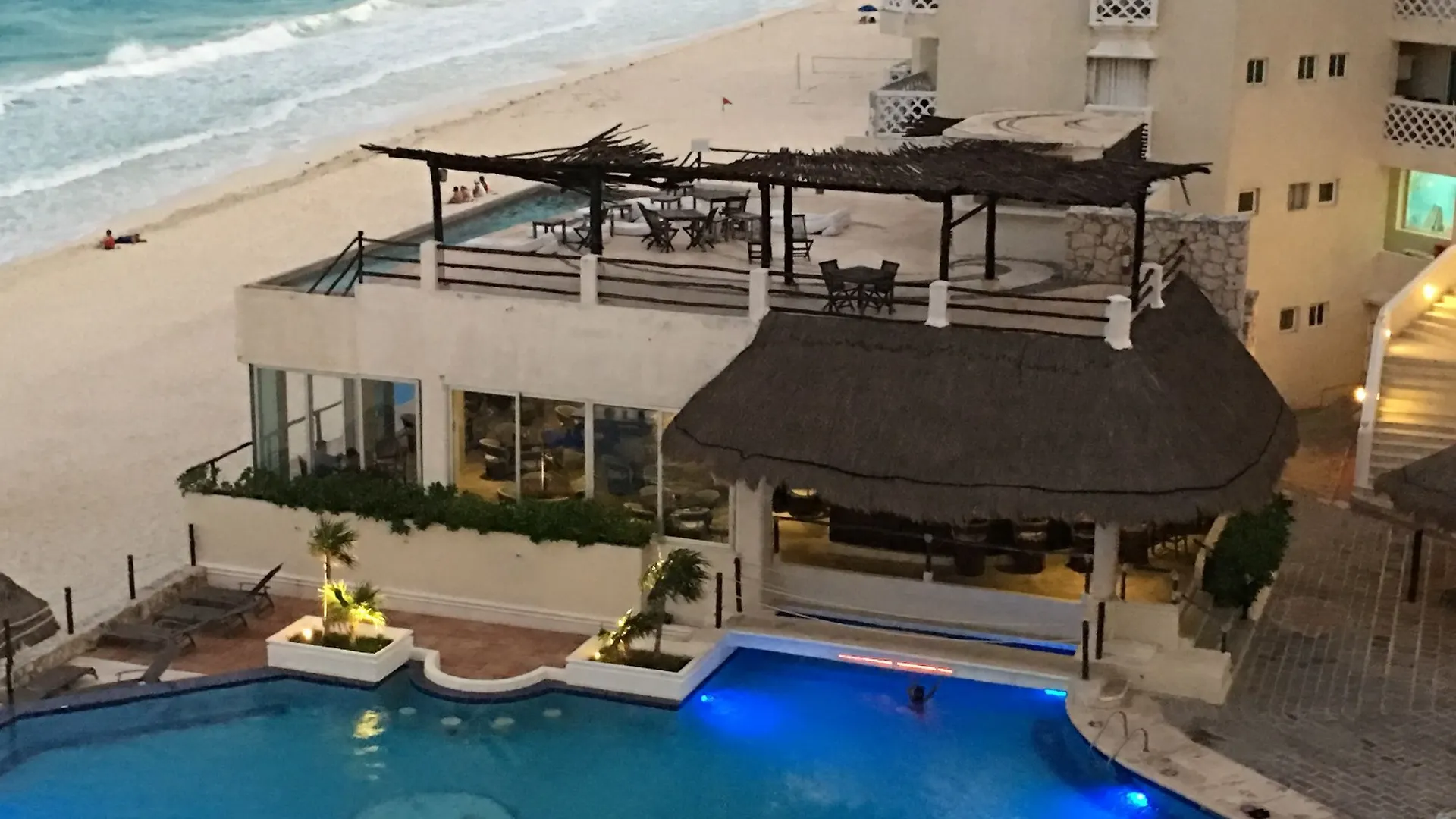 Cancun Plaza Condo 3*,  Mexico