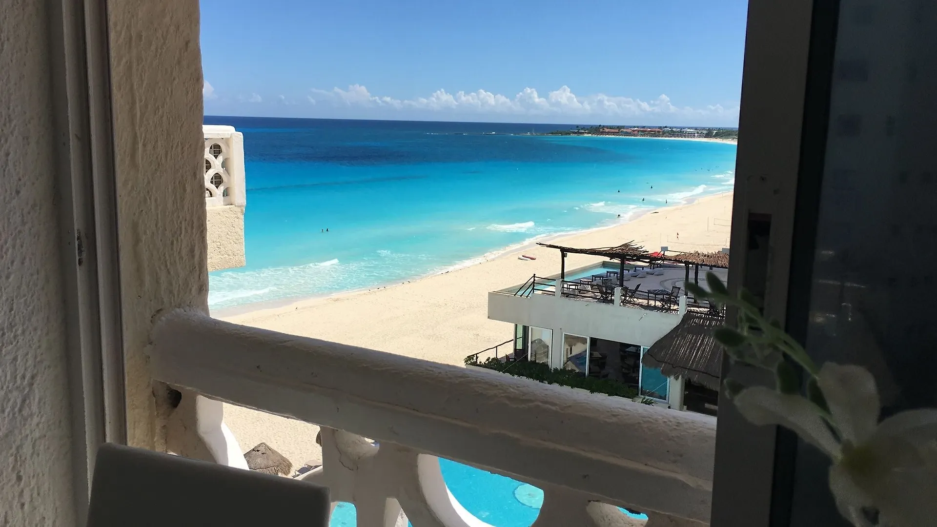 *** Hotel Cancun Plaza Condo Mexico